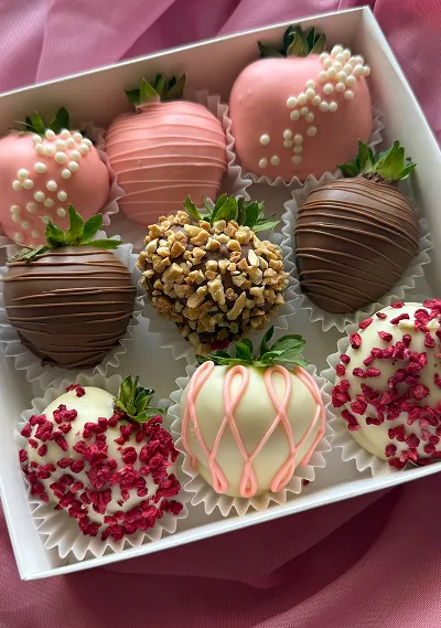 Клубника в шоколаде 9 ягод